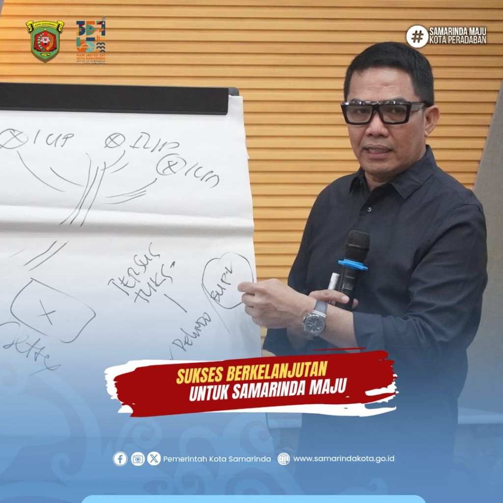 Andi Harun Sampaikan Materi Pengantar Ilmu Hukum dengan Gaya Serius namun Santai, Mahasiswa UT Samarinda Antusias